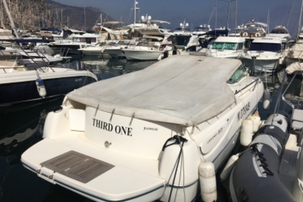 Jeanneau Leader 805 for sale in France for €28,000 (£24,507)