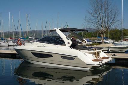 Cranchi Endurance 33 for sale in Italy for €118,000 (£103,280)