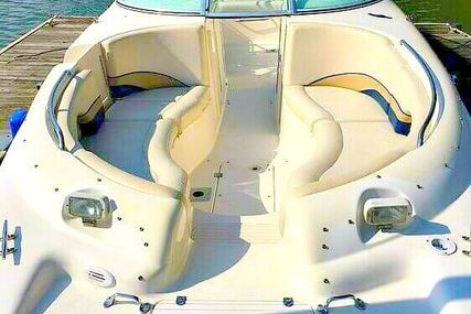 Chaparral 233 Sunesta for sale in United States of America for $20,000 (£15,959)