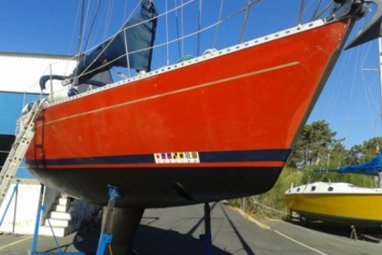 Kirie Feeling 37 for sale in Portugal for €29,500 (£25,926)