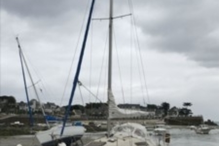 Beneteau First 25 Lifting Keel for sale in France for €5,500 (£4,818)