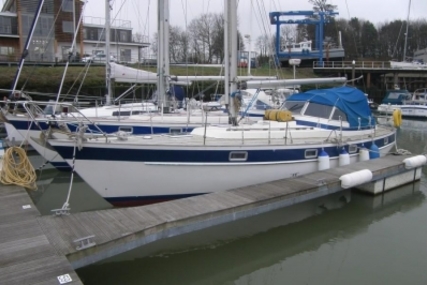 Hallberg-Rassy 352 for sale in United Kingdom for £42,000 Hallberg-Rassy 352 for sale in United Kingdom for £42,000
