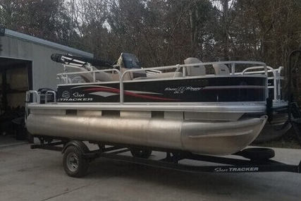 Sun Tracker Bass Buggy 18 DLX for sale in United States of America for $21,500 (£15,979)