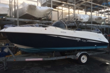 Galeon 570 for sale in France for €23,900 (£20,963)