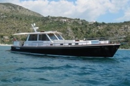 Grand Banks Eastbay 54 for sale in France for €620,000 (£554,482)