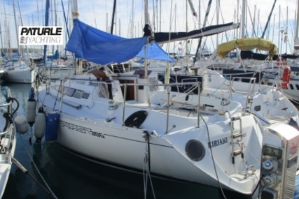 Beneteau First 305 for sale in France for €25,000 (£21,971)