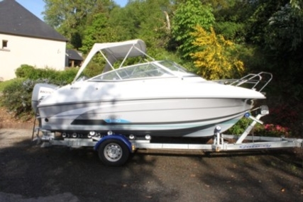 Beneteau Flyer 550 Cabrio for sale in France for €18,000 (£16,076)