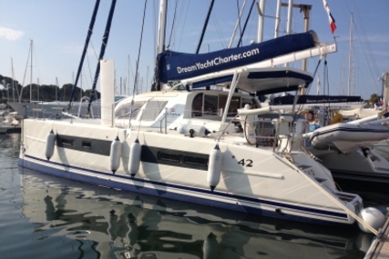 Catana 42 for sale in France for €260,000 (£227,852)