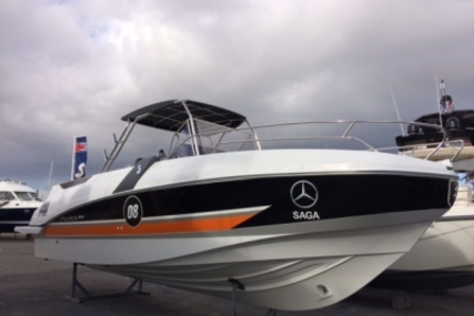 Beneteau Flyer 8.8 SpaceDeck for sale in France for €93,000 (£81,584)