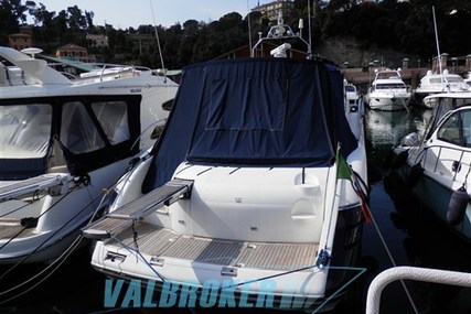 Princess V50 for sale in Italy for €185,500 (£162,488)