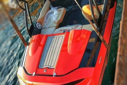 I.Y. Next 195 for sale in Italy for €34,000 (£29,570)