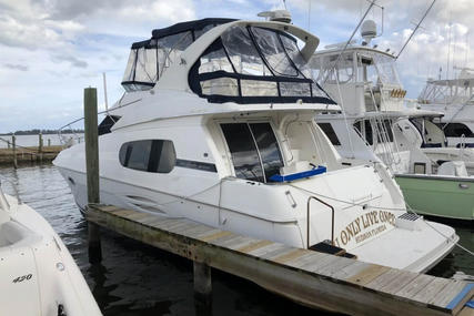Silverton Sport Bridge 410 for sale in United States of America for $159,900 (£112,321)