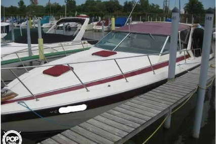 Chris-Craft Commander 332 Express for sale in United States of America for $25,600 (£18,275)