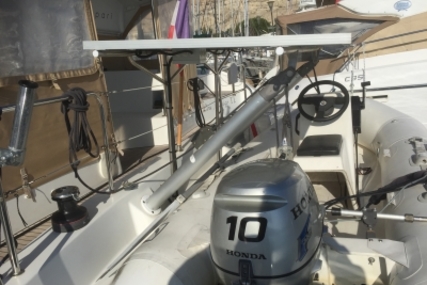 Fountaine Pajot Lipari 41 for sale in France for €310,000 (£272,444)