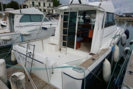 Beneteau Antares 9 Fly for sale in France for €56,000 (£48,939)