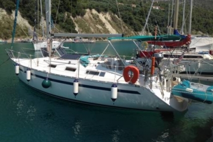 Bavaria Yachts 35 Holiday for sale in Greece for £37,500