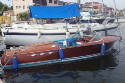 Riva Ariston for sale in France for €109,000 (£95,478)