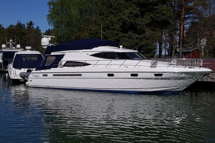 Sealine T52 for sale in Finland for €440,000 (£385,417)