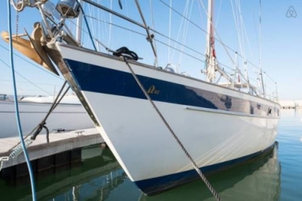 Hallberg-Rassy 42 for sale in Greece for €114,500 (£102,854) Hallberg-Rassy 42 for sale in Greece for €114,500 (£102,854)