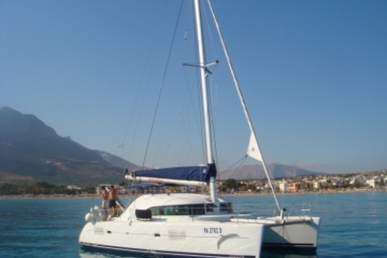 Lagoon 380 Premium for sale in Italy for €150,000 (£130,454)