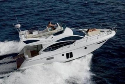 Azimut 38 for sale in Turkey for €280,000 (£246,050)