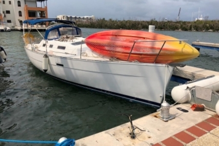 Beneteau Oceanis 323 Clipper for sale in Saint Martin for $39,000 (£29,436)