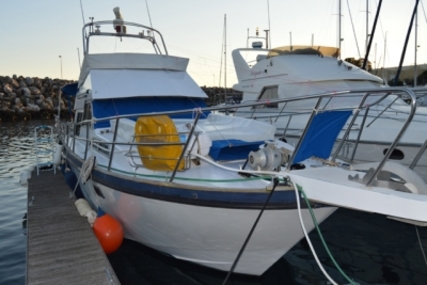 Couach 1200 for sale in Portugal for €43,000 (£37,667)