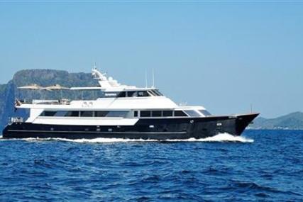 Broward 107 for sale in Thailand for $1,450,000 (£1,076,386)