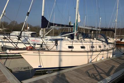 Island Packet 370 for sale in United Kingdom for £135,000