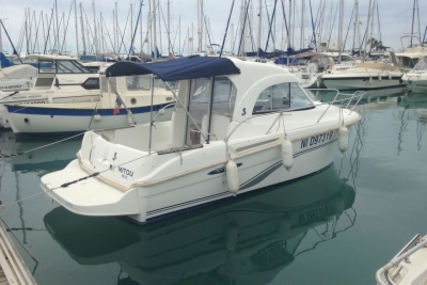 Beneteau Antares 6 for sale in France for €34,000 (£29,520)