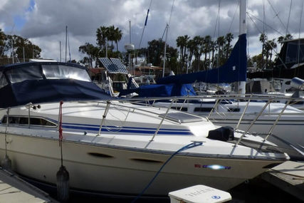 Sea Ray 340 Sundancer for sale in United States of America for $25,000 (£19,163)