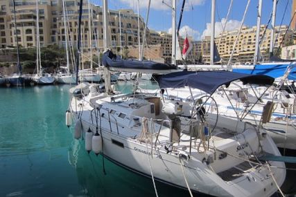 Beneteau Oceanis 390 for sale in Malta for 65.000 € (56.530 £)