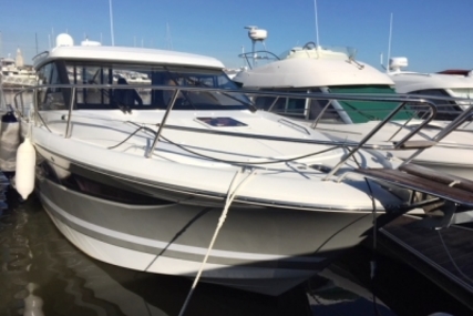 Jeanneau NC 11 for sale in France for 155.000 € (135.449 £)