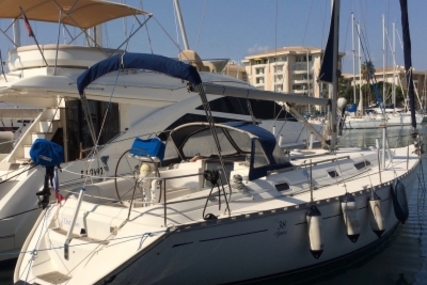 Dufour 38 Classic for sale in France for €55,000 (£48,390)