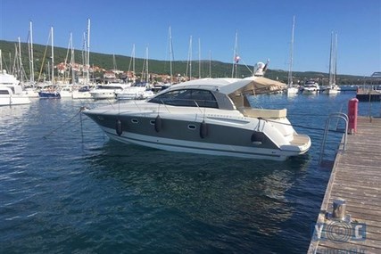 Jeanneau Prestige 38 S for sale in Croatia for €149,000 (£130,376)