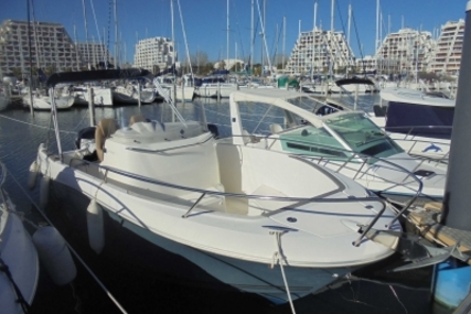 Jeanneau Cap Camarat 7.5 Cc for sale in France for €27,900 (£24,264)