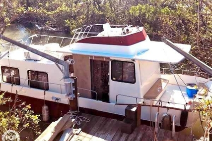 Holiday Mansion 38 for sale in United States of America for $40,000 (£29,693)