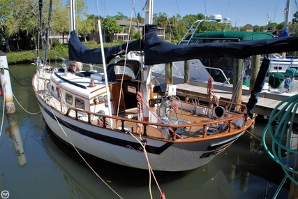 Cheoy Lee Luders 36 for sale in United States of America for $25,000 (£18,558)