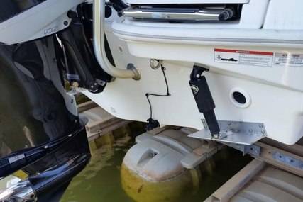 Boston Whaler 240 Dauntless for sale in United States of America for $88,400 (£66,401)