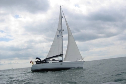 Jeanneau Sun Odyssey 32 for sale in United Kingdom for £44,950