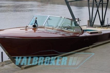 Riva Olympic for sale in Italy for €85,000 (£74,490)