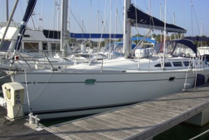 Jeanneau Sun Odyssey 43 for sale in France for €90,000 (£78,872)
