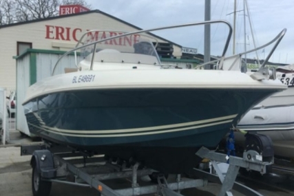 Jeanneau Cap Camarat 5.1 CC for sale in France for €13,500 (£11,863)