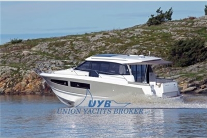 Jeanneau NC 9 for sale in France for €120,000 (£105,462)