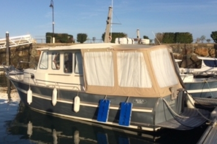 Rhea Marine RHEA 800 TIMONIER for sale in France for €110,000 (£96,399)