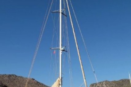 Outremer (FR) Outremer 45 for sale in for €319,000 (£280,321)