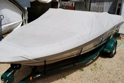Sea Ray 185 Bow Rider for sale in United States of America for $15,000 (£11,135)