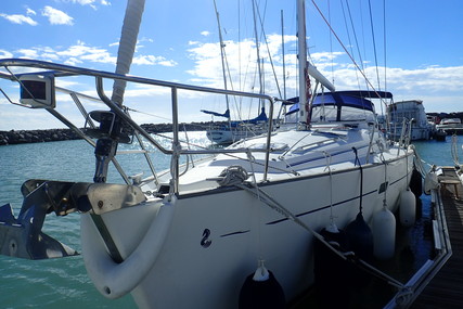 Beneteau Oceanis 411 for sale in France for £69,950