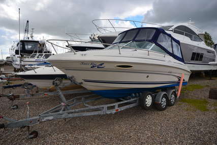 Sea Ray 215 Express Cruiser for sale in United Kingdom for £18,500