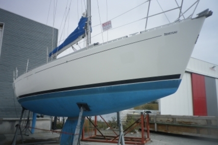 Beneteau First 41S5 for sale in France for €40,000 (£35,154)